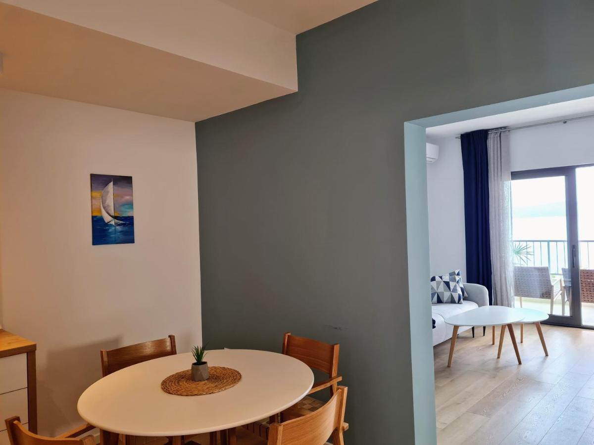 Beachfront Comfort Apartments Sinajko 포드고라 외부 사진
