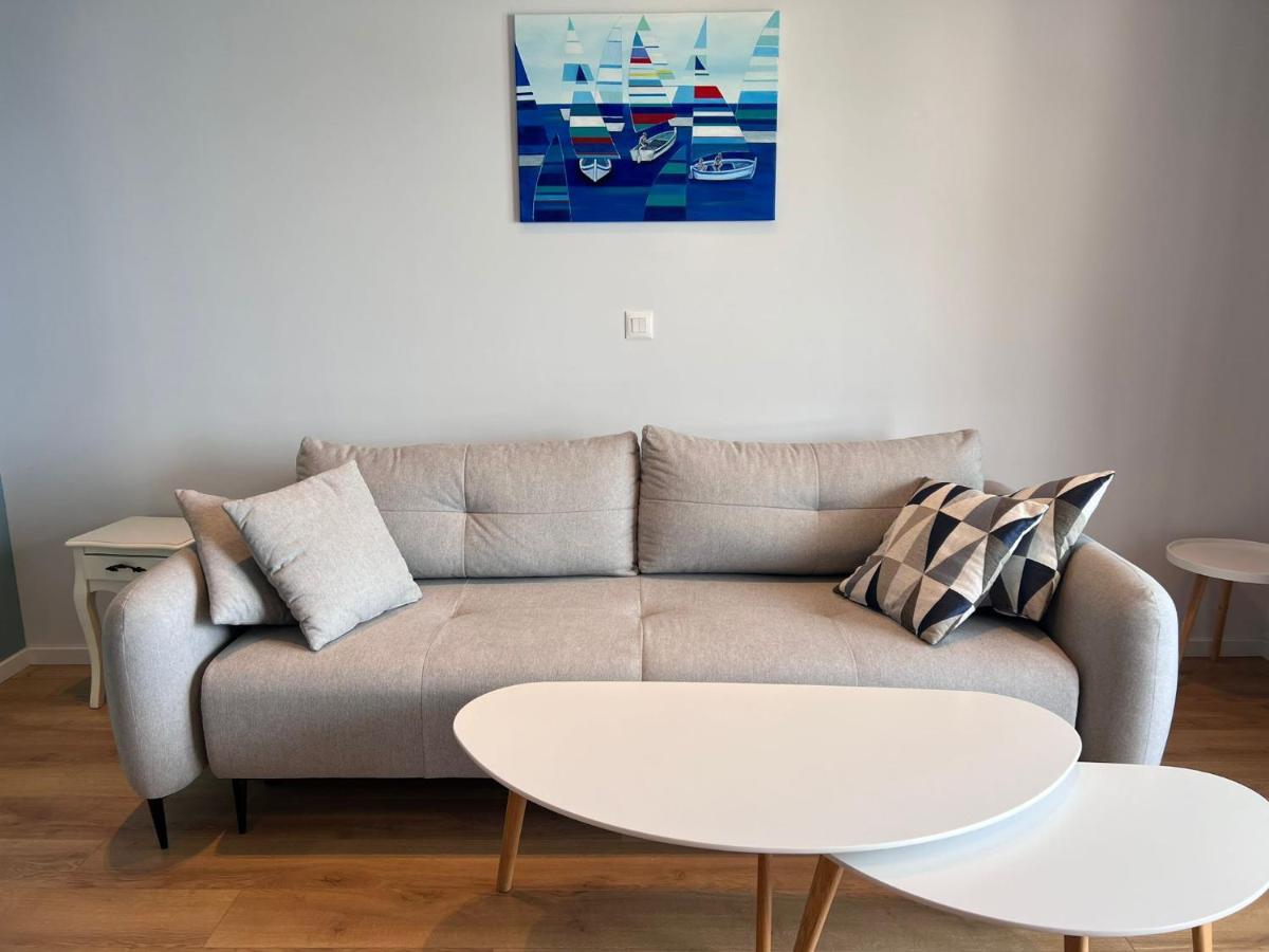 Beachfront Comfort Apartments Sinajko 포드고라 외부 사진