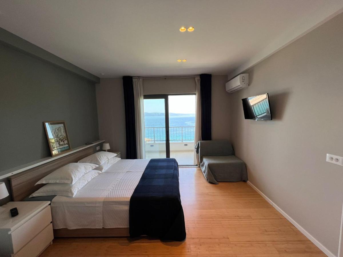 Beachfront Comfort Apartments Sinajko 포드고라 외부 사진