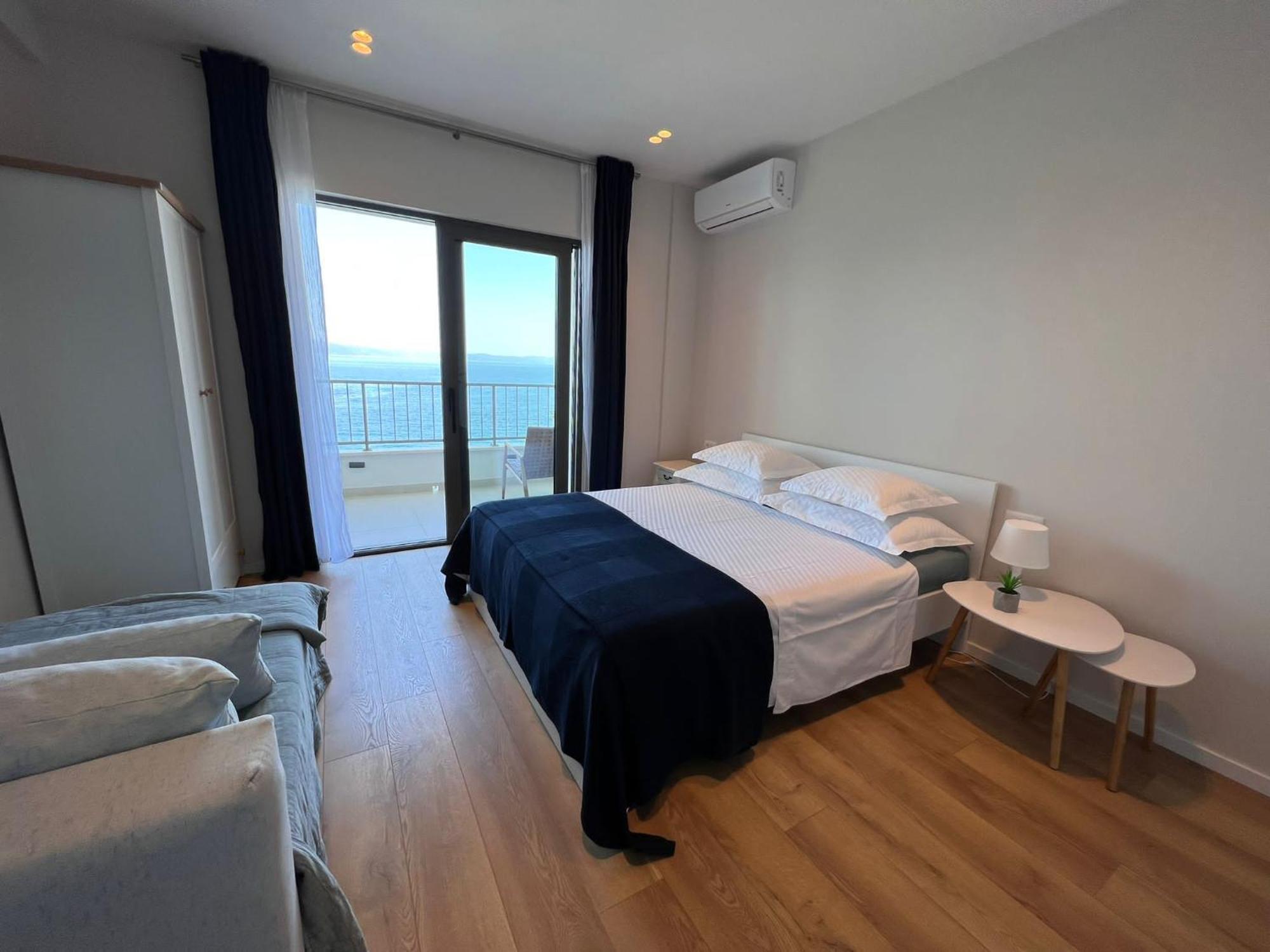 Beachfront Comfort Apartments Sinajko 포드고라 외부 사진